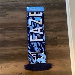 Faze Clan x Manchester City scarf